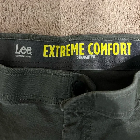 Men's Green Cargo Pants - Picture 2 of 7